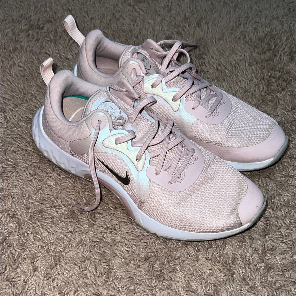 Nike Women's Light Pink Sneakers